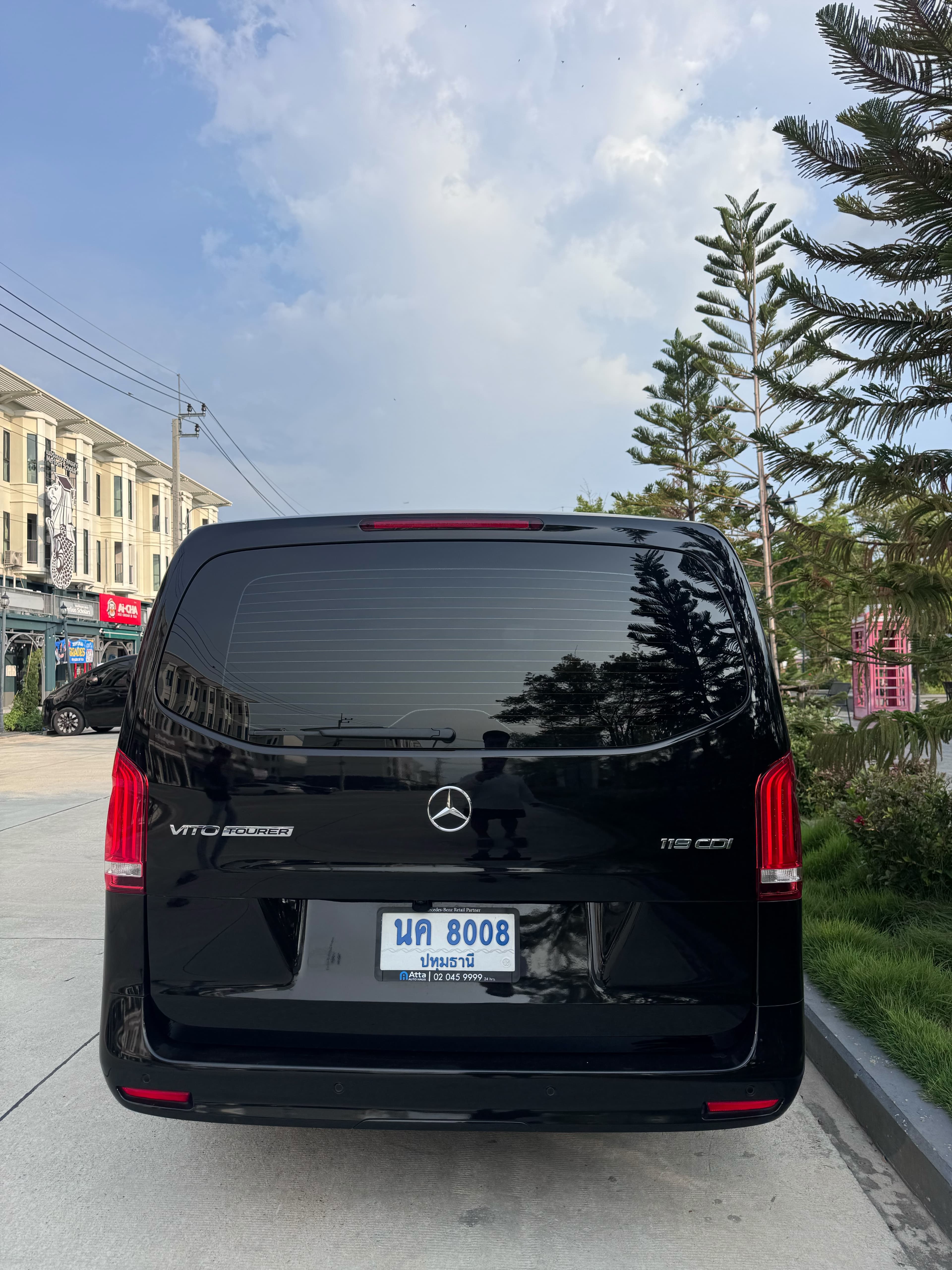 Mercedes-Benz Vito rear exterior